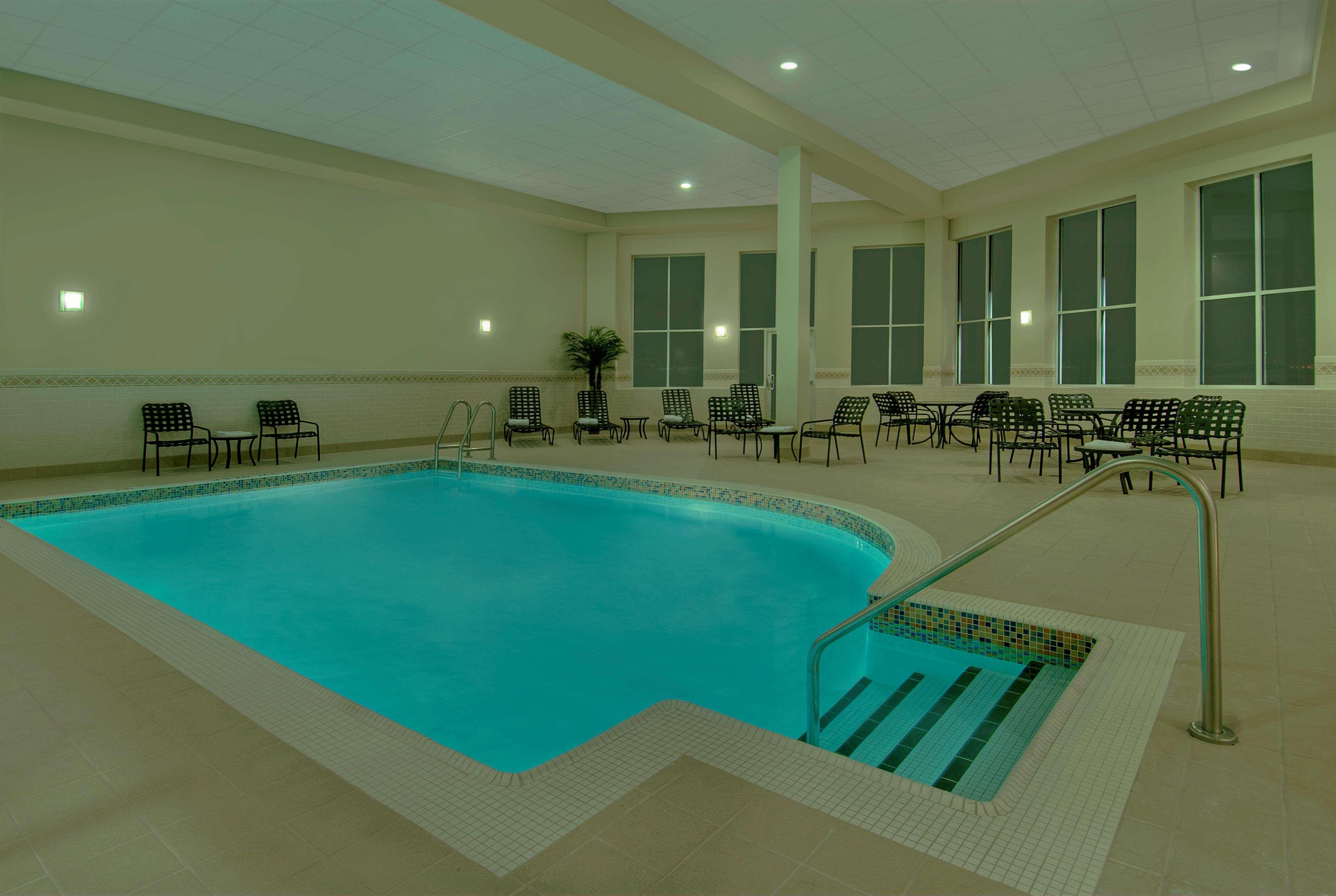 Hilton Garden Inn Ottawa Airport Съоръжения снимка