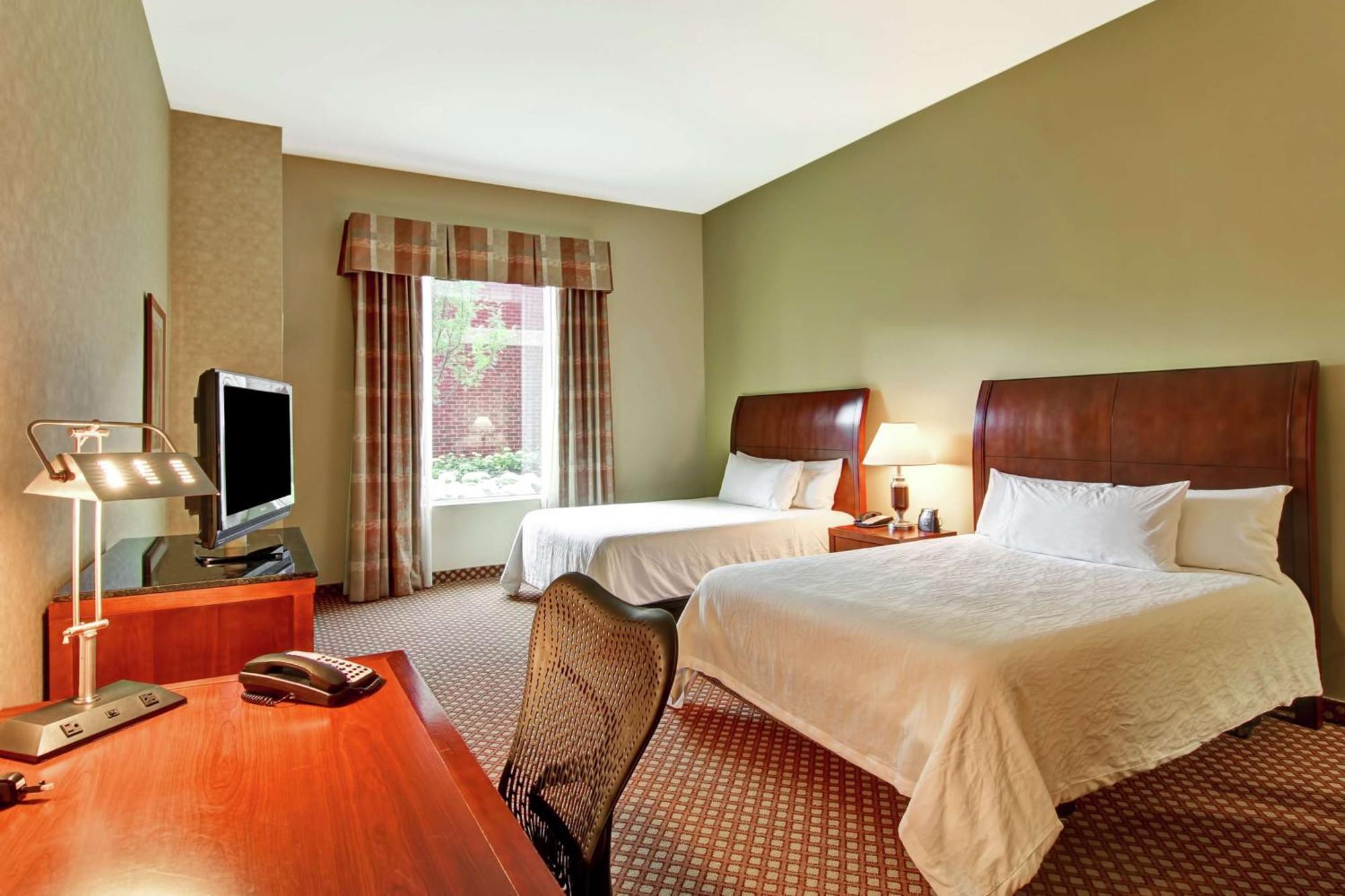 Hilton Garden Inn Ottawa Airport Екстериор снимка