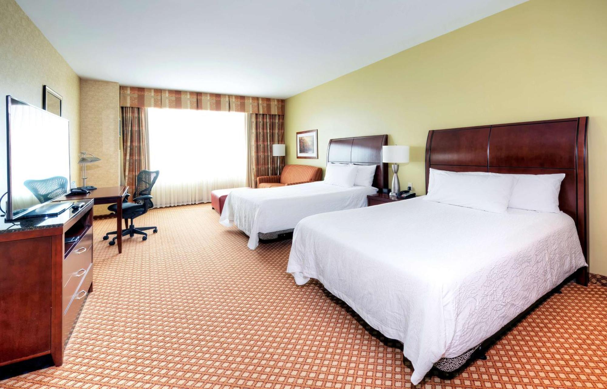 Hilton Garden Inn Ottawa Airport Екстериор снимка