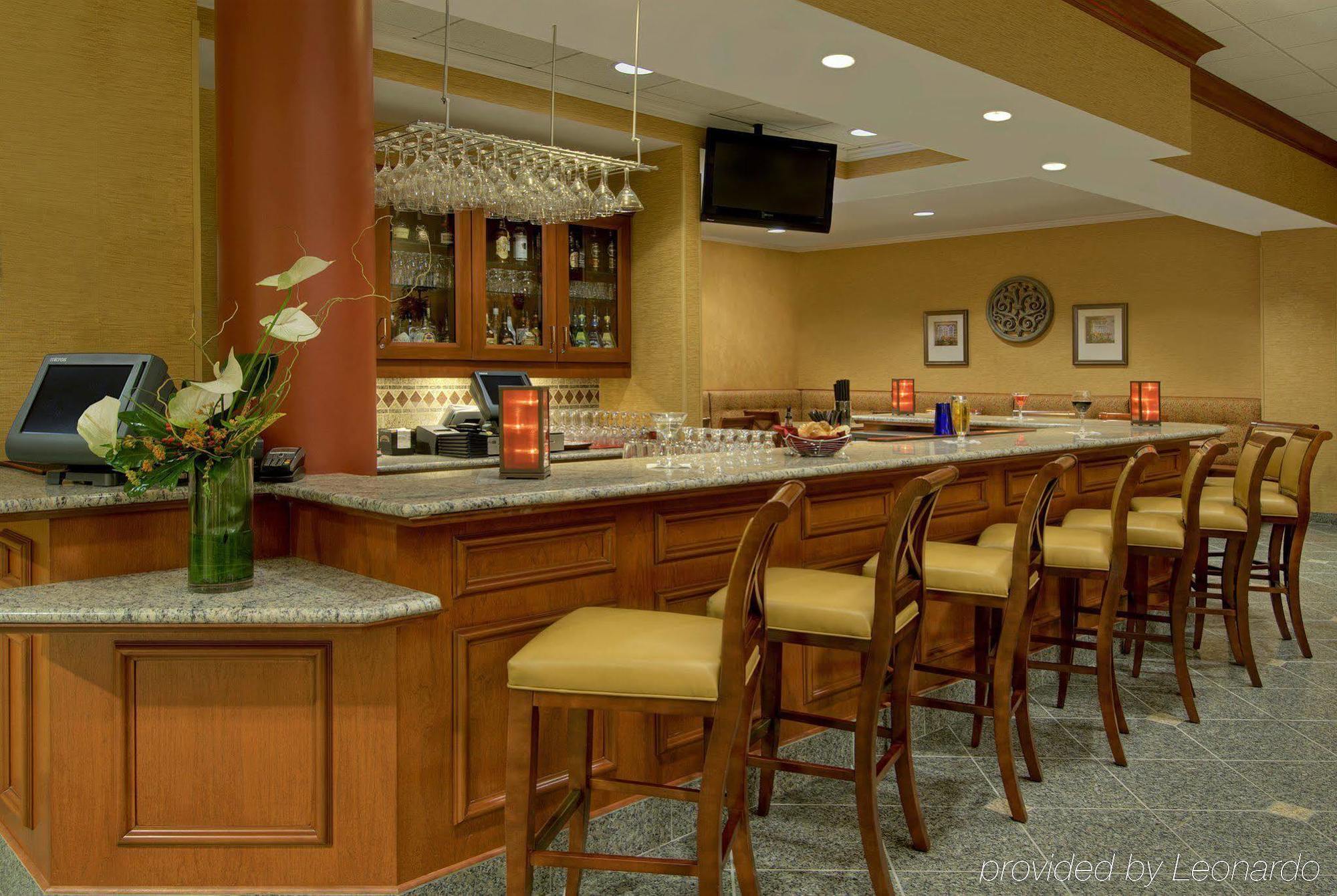 Hilton Garden Inn Ottawa Airport Екстериор снимка
